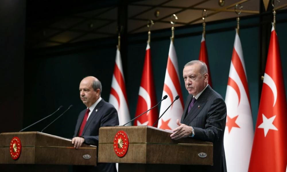 Η Κύπρος διχοτομείται οριστικώς! - Ερσίν Τατάρ: ''Με εξέλεξαν με εντολή για δύο κράτη''